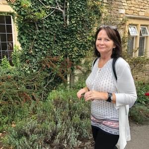 Meet your Posher, Marian